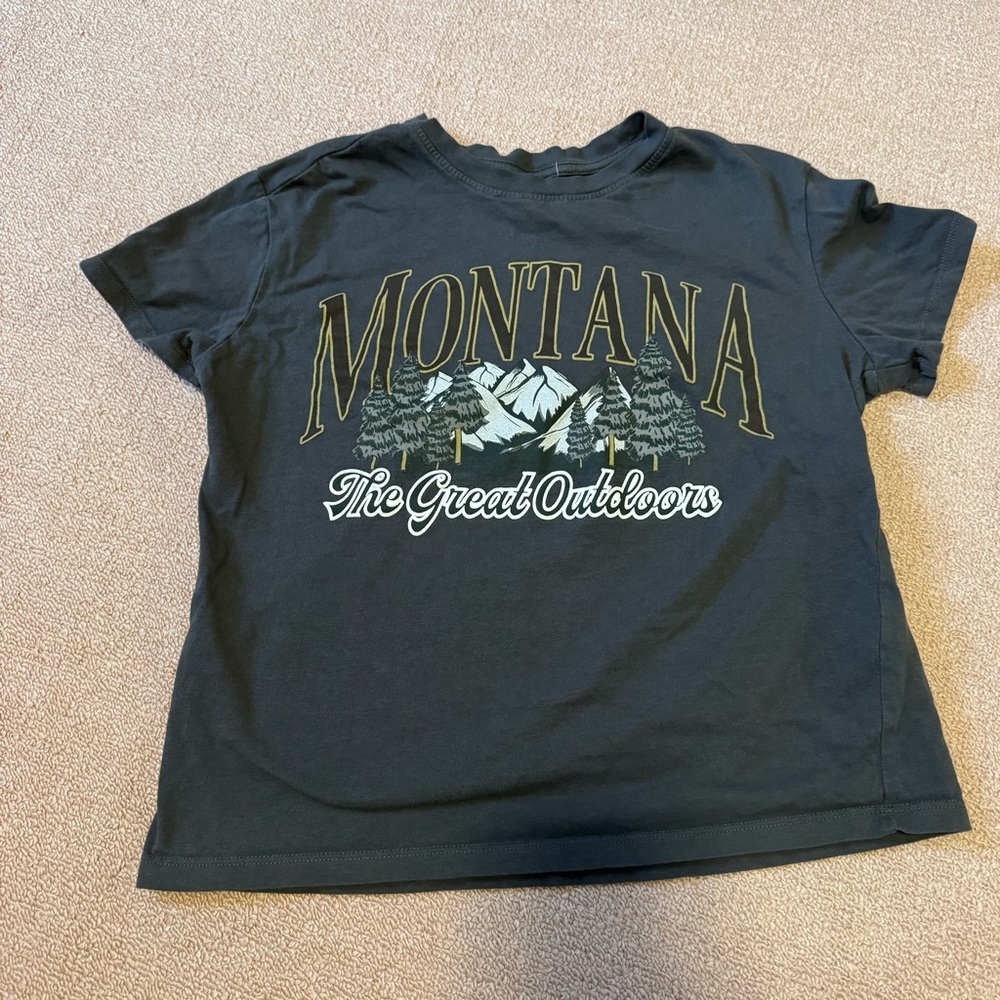 Montana Great Outdoors Short-Sleeve Top